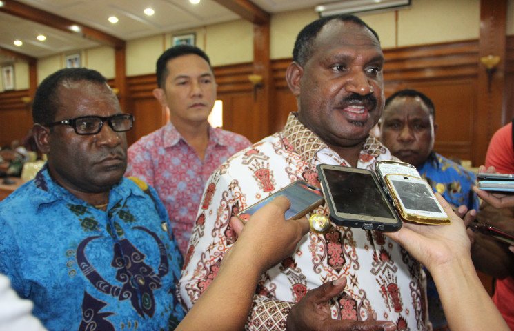 Bupati Puncak Ingin Jual Hasil Bumi ke Freeport